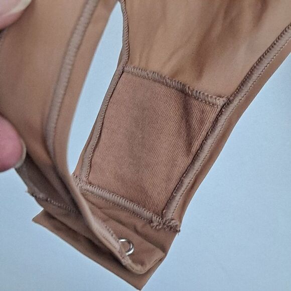 Skims ladies Jelly bodysuit NWT - Picture 7 of 9